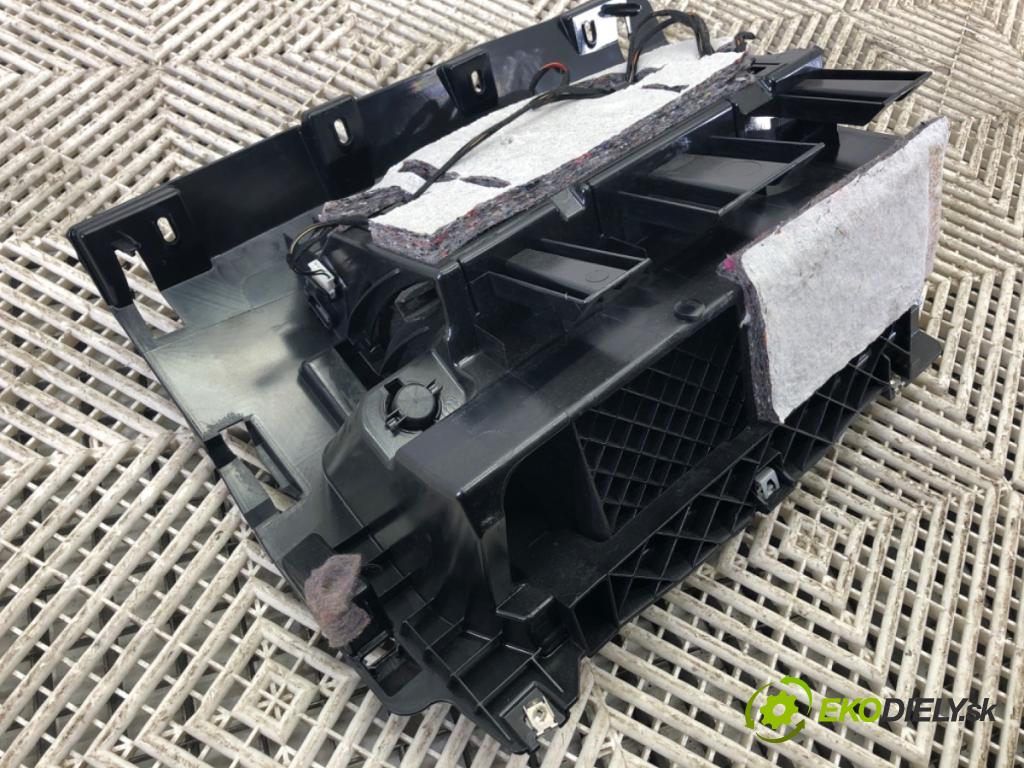 BMW X1 (E84) 2009 - 2015    sDrive 18 d 105 kW [143 KM] olej napędowy 2009 - 2015  Priehradka, kastlík spolujazdca 2991313 (Priehradka, kastlík)