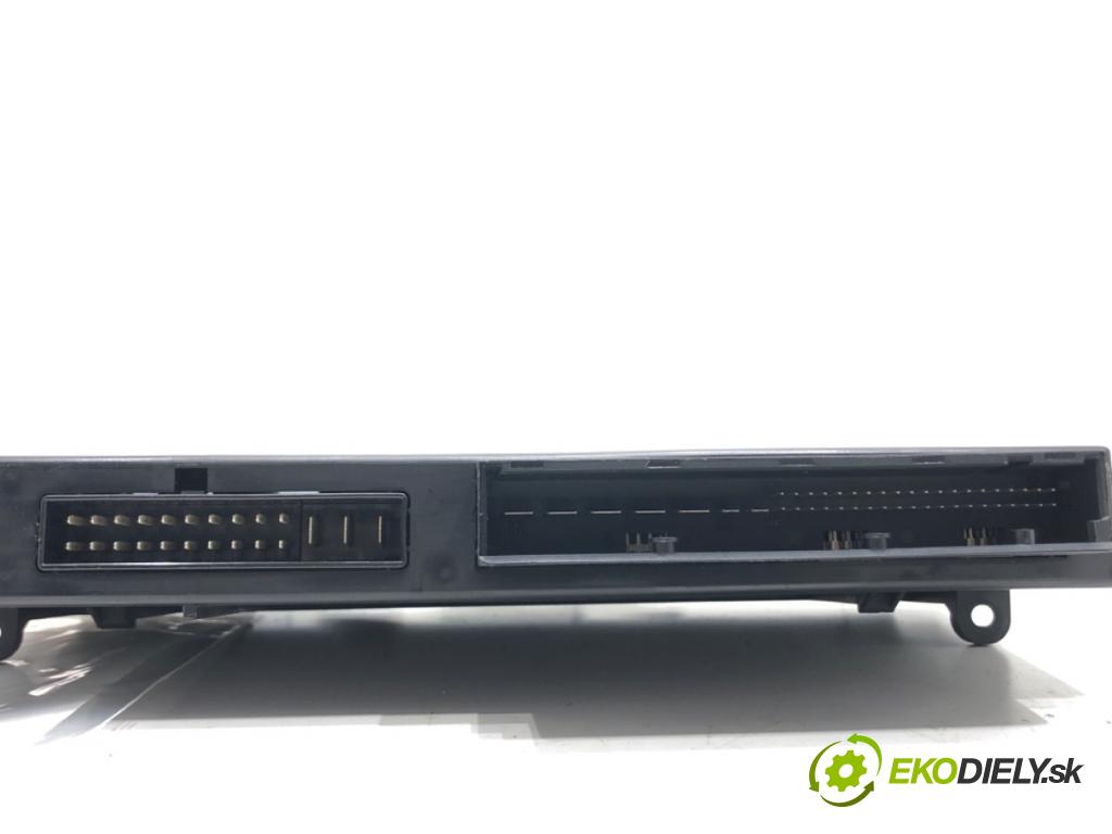 BMW X1 (E84) 2009 - 2015    sDrive 18 d 105 kW [143 KM] olej napędowy 2009 - 2015  Modul komfortu 9267205 (Moduly komfortu)