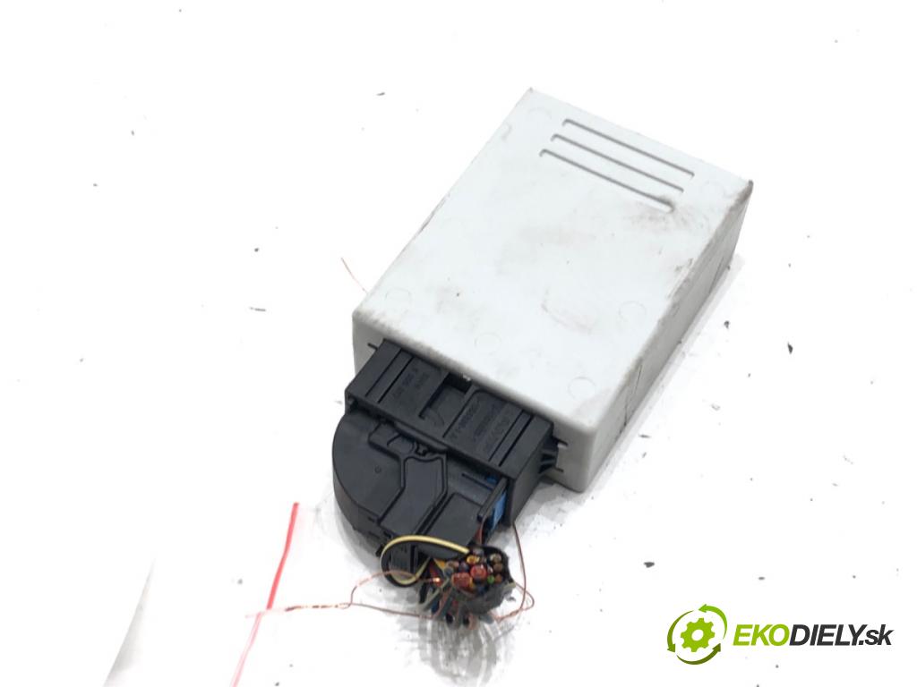 BMW X1 (E84) 2009 - 2015    sDrive 18 d 105 kW [143 KM] olej napędowy 2009 - 2015  Modul ťažného oka 6850497 (Ostatné)