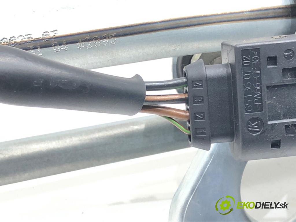 BMW X1 (E84) 2009 - 2015    sDrive 18 d 105 kW [143 KM] olej napędowy 2009 - 2015  Mechanizmus stieračov predný 2992465 (Motorčeky stieračov predné)