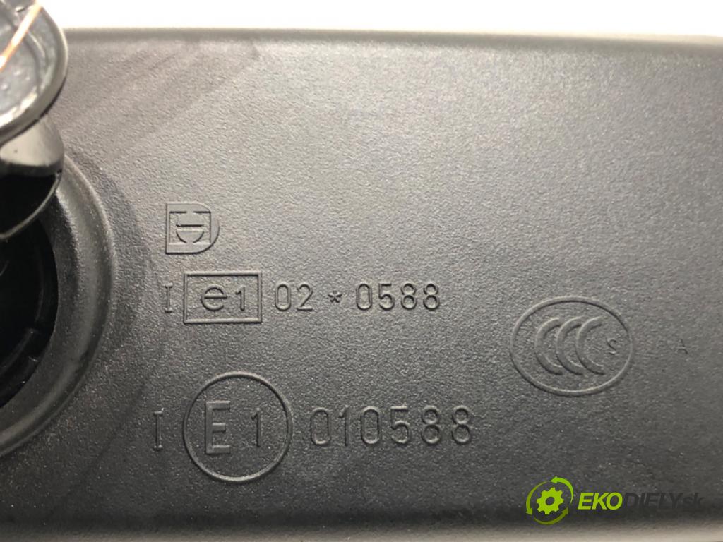 BMW X1 (E84) 2009 - 2015    sDrive 18 d 105 kW [143 KM] olej napędowy 2009 - 2015  zpětné zrcátko vnitřní 010588 (Světla vnitřní)