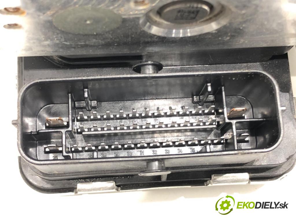 SKODA OCTAVIA III Combi (5E5, 5E6) 2012 - 2022    1.5 TSI 110 kW [150 KM] benzyna 2017 - 2022  Pumpa ABS 5Q0614517DJ (Pumpa ABS)