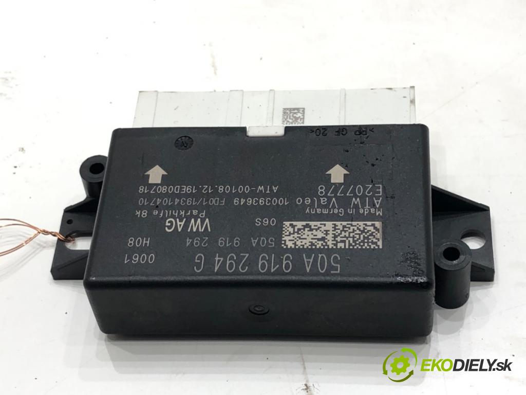 SKODA OCTAVIA III Combi (5E5, 5E6) 2012 - 2022    1.5 TSI 110 kW [150 KM] benzyna 2017 - 2022  Modul PDC 5QA919294G (Ostatné)