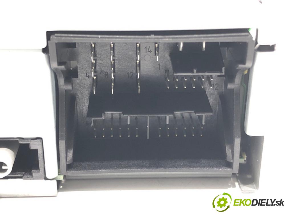 SKODA OCTAVIA III Combi (5E5, 5E6) 2012 - 2022    1.5 TSI 110 kW [150 KM] benzyna 2017 - 2022  čítač navigácie 565035874 (Ostatné)