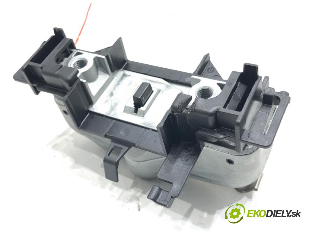 SKODA OCTAVIA III Combi (5E5, 5E6) 2012 - 2022    1.5 TSI 110 kW [150 KM] benzyna 2017 - 2022  blokáda volantu 2Q0905861A (Ostatné)