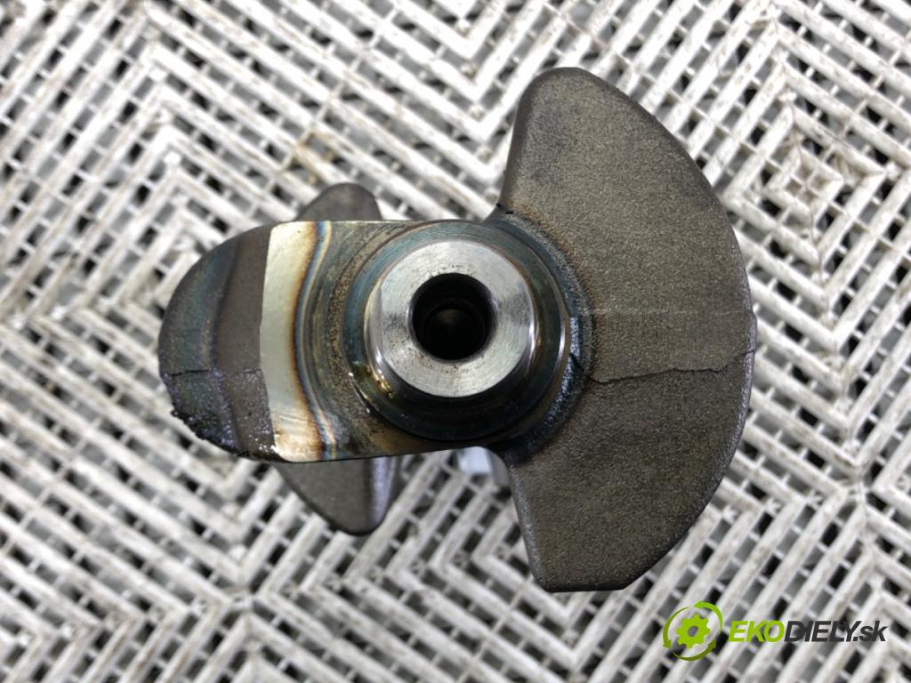 SKODA OCTAVIA III Combi (5E5, 5E6) 2012 - 2022    1.5 TSI 110 kW [150 KM] benzyna 2017 - 2022  Kardaň, hriadeľ KLIKA: DPC (Ostatné)