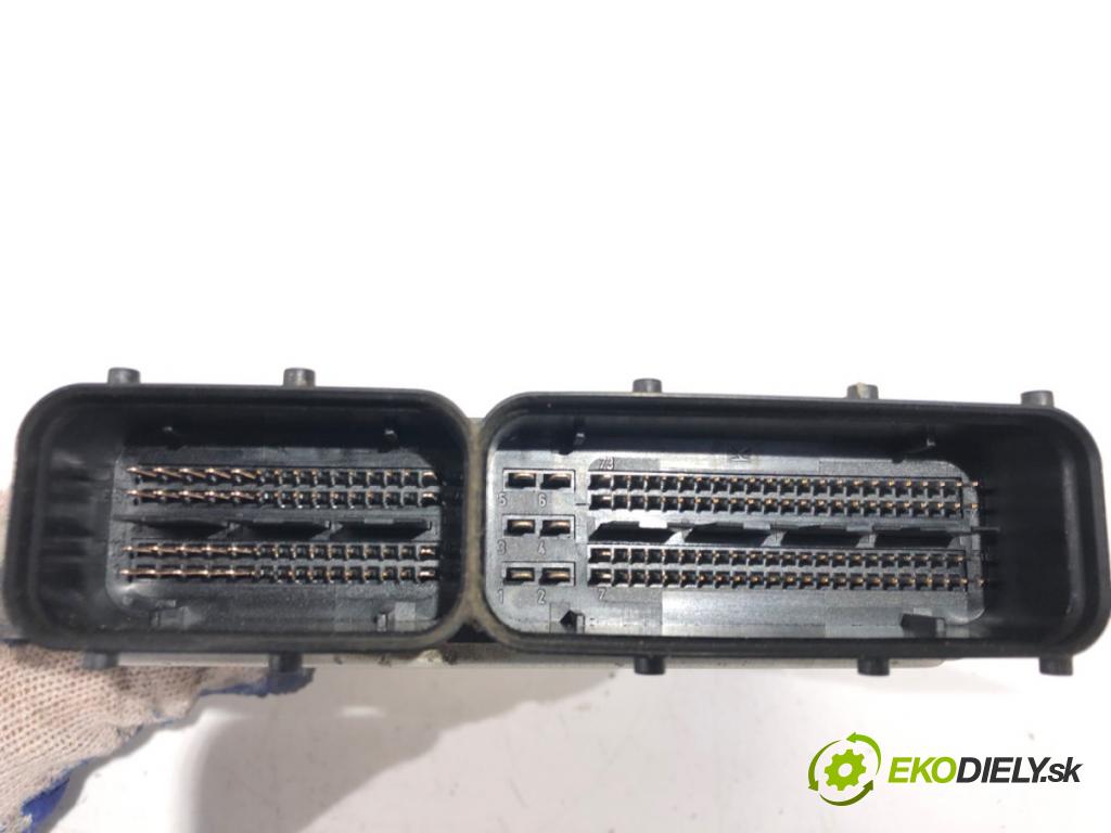 VW GOLF V (1K1) 2003 - 2010    1.9 TDI 77 kW [105 KM] olej napędowy 2003 - 2008  riadiaca jednotka Motor 03G906016CB 0281011900 (Riadiace jednotky)
