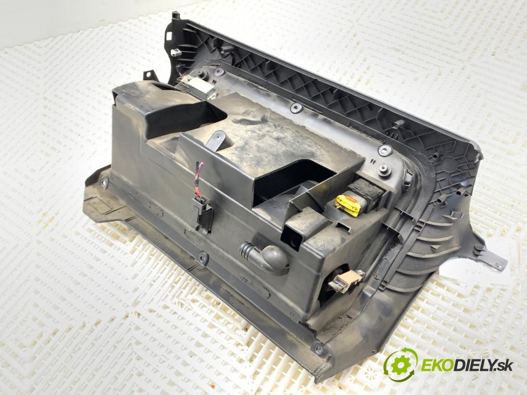 VW GOLF V (1K1) 2003 - 2010    1.9 TDI 77 kW [105 KM] olej napędowy 2003 - 2008  Priehradka, kastlík spolujazdca 1K1857290 (Priehradka, kastlík)