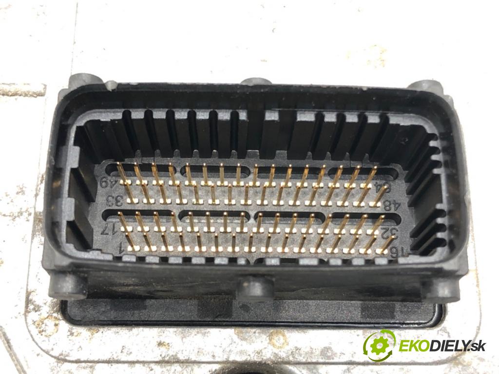 OPEL VECTRA C (Z02) 2002 - 2009    1.8 16V 90 kW [122 KM] benzyna 2002 - 2008  riadiaca jednotka Motor 55557540 (Riadiaca jednotka)