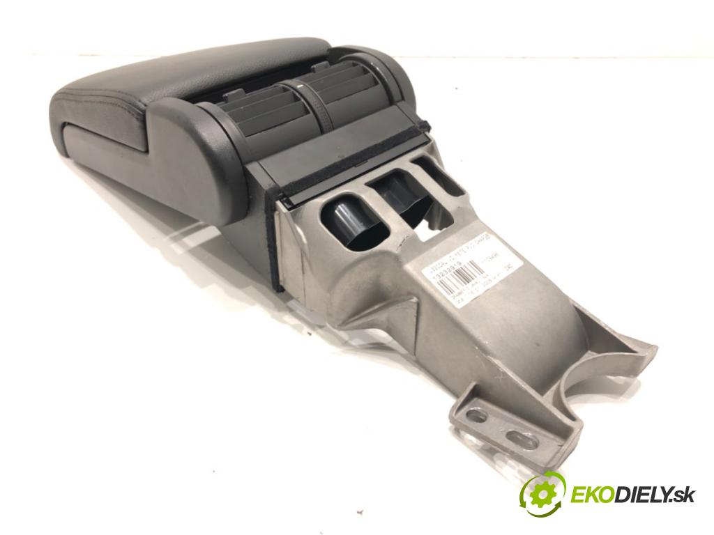 OPEL VECTRA C (Z02) 2002 - 2009    1.8 16V 90 kW [122 KM] benzyna 2002 - 2008  Lakťová opierka 13232919 (Lakťová opierka)