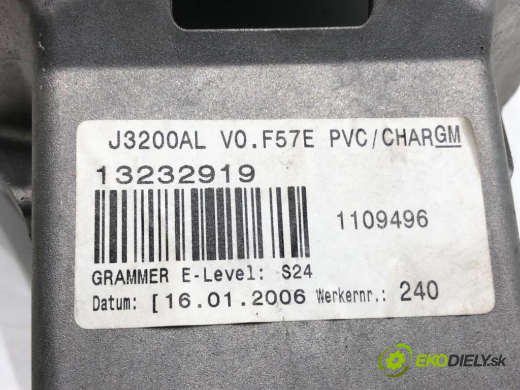 OPEL VECTRA C (Z02) 2002 - 2009    1.8 16V 90 kW [122 KM] benzyna 2002 - 2008  Lakťová opierka 13232919 (Lakťová opierka)