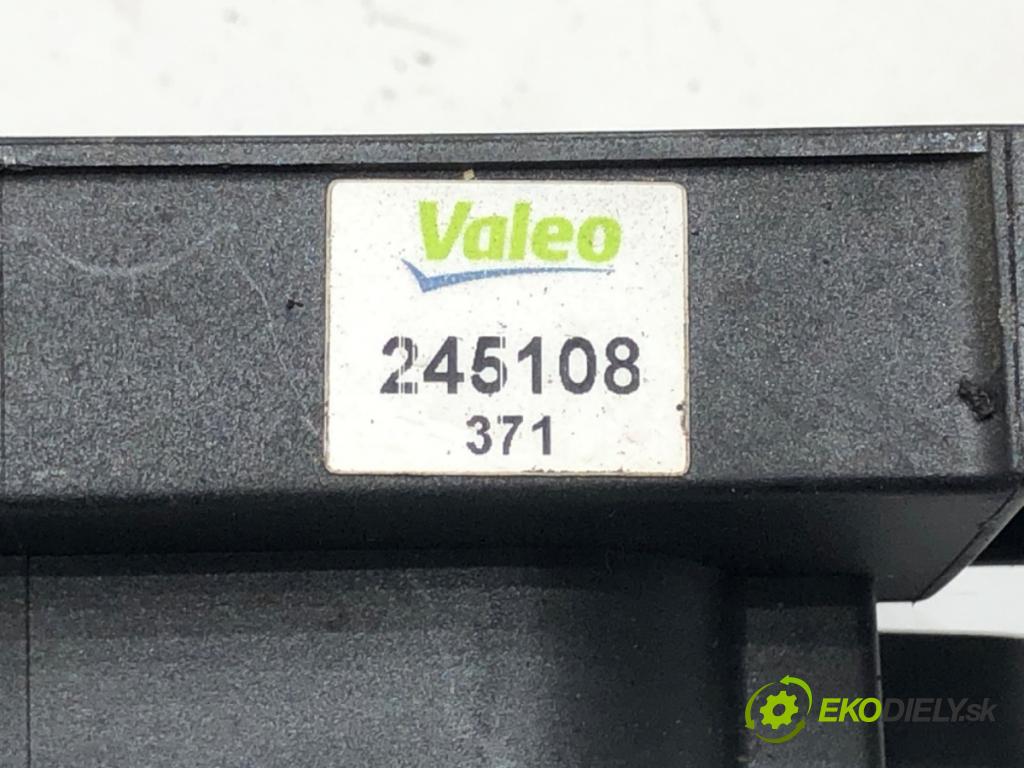 OPEL VECTRA C (Z02) 2002 - 2009    1.8 16V 90 kW [122 KM] benzyna 2002 - 2008  Cievka zapaľovacia  (Zapaľovacia cievka/modul)