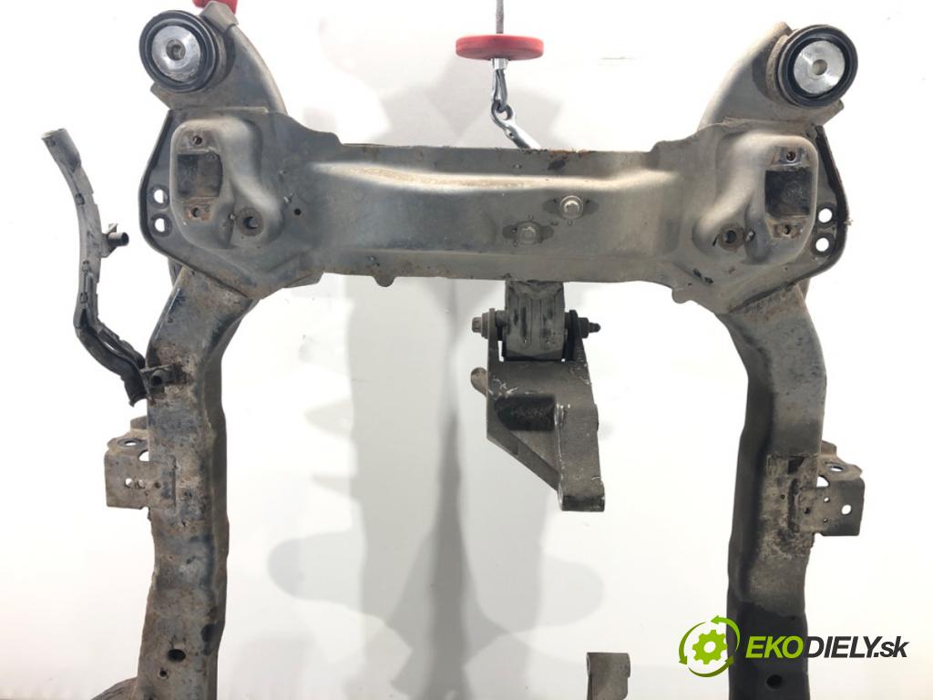 OPEL VECTRA C (Z02) 2002 - 2009    1.8 16V 90 kW [122 KM] benzyna 2002 - 2008  výztuha pod motor  (Výztuhy přední)