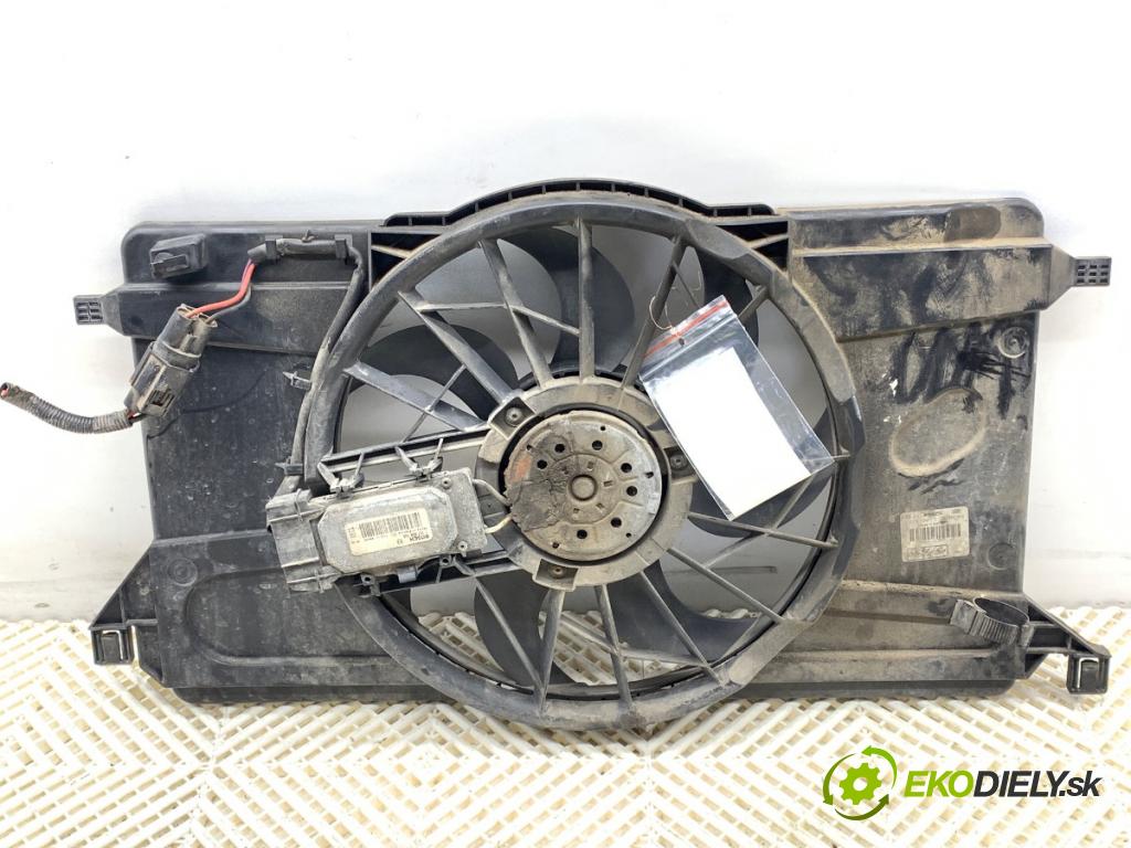 VOLVO V50 (545) 2003 - 2012    2.0 D 100 kW [136 KM] olej napędowy 2004 - 2010  ventilátor chladiče 0130303939 (Ventilátory)