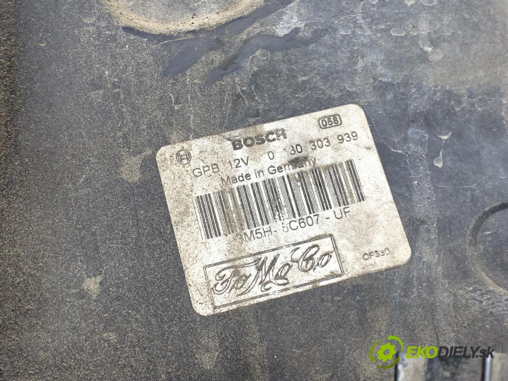 VOLVO V50 (545) 2003 - 2012    2.0 D 100 kW [136 KM] olej napędowy 2004 - 2010  ventilátor chladiče 0130303939 (Ventilátory)