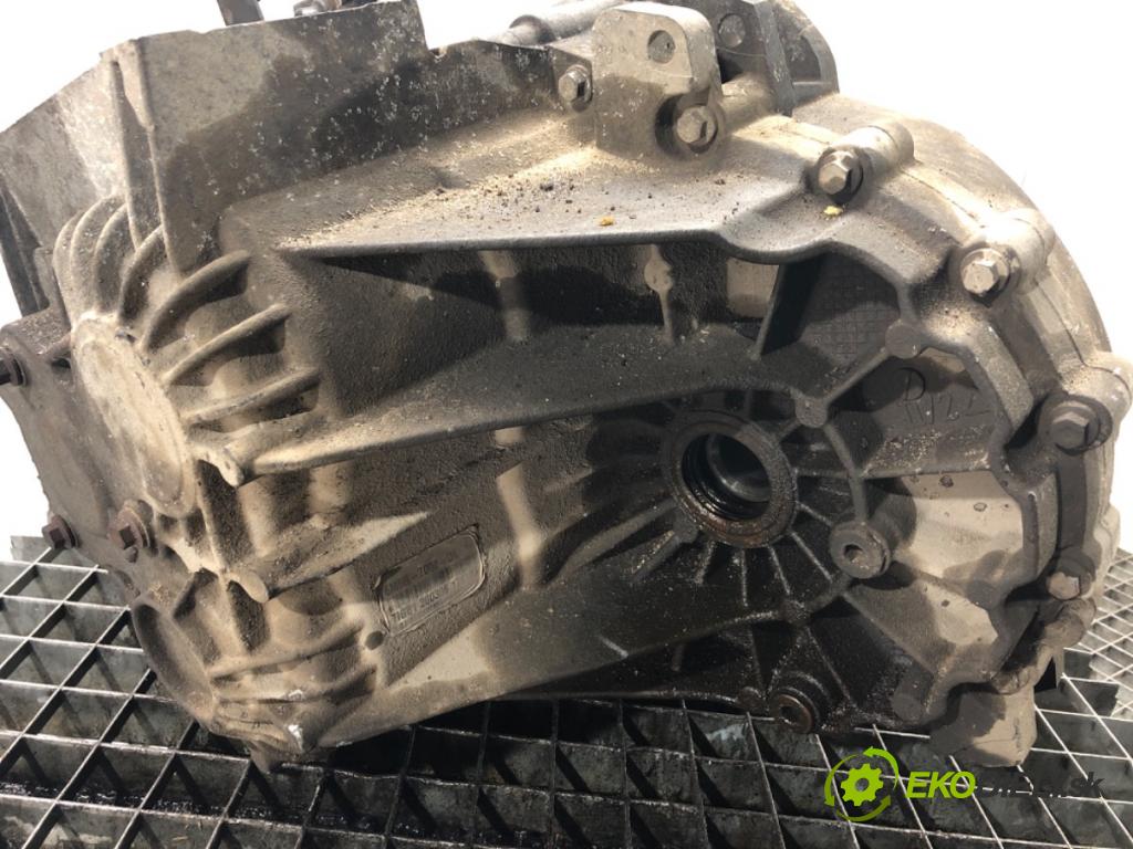 VOLVO V50 (545) 2003 - 2012    2.0 D 100 kW [136 KM] olej napędowy 2004 - 2010  Prevodovka 6M5R-7002-DA (Prevodovky)