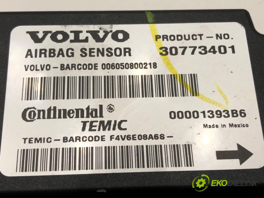 VOLVO V50 (545) 2003 - 2012    2.0 D 100 kW [136 KM] olej napędowy 2004 - 2010  senzor airbag 30773401 (Snímač)