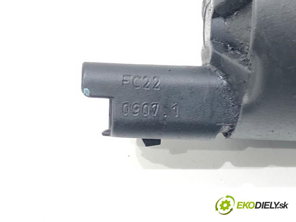 VOLVO V50 (545) 2003 - 2012    2.0 D 100 kW [136 KM] olej napędowy 2004 - 2010  Regulátor tlaku paliva  (Palivový systém ostatné)