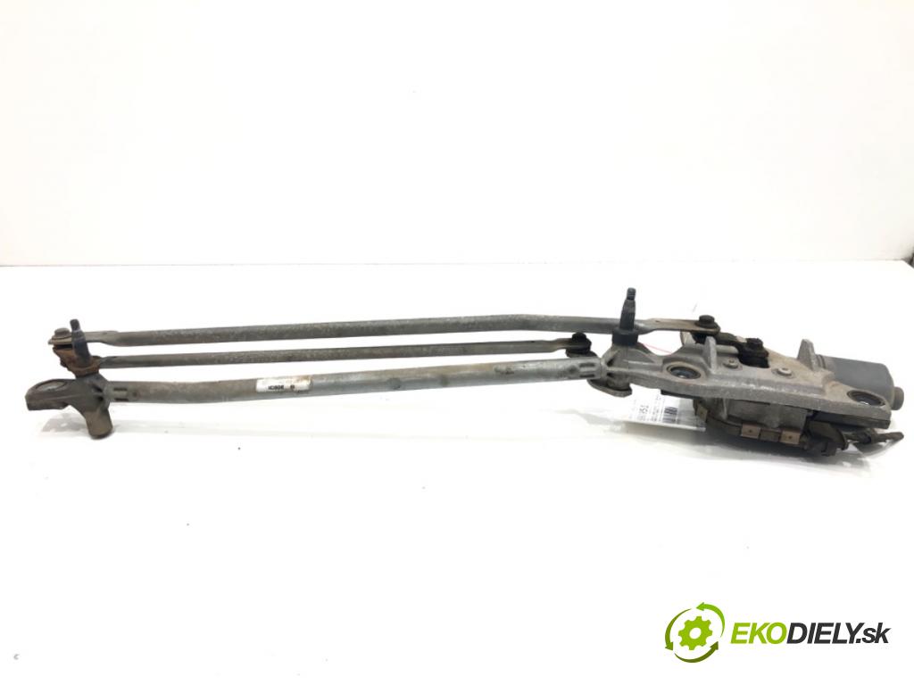 VOLVO V50 (545) 2003 - 2012    2.0 D 100 kW [136 KM] olej napędowy 2004 - 2010  Mechanizmus stieračov predný 30699344 (Motorček stieračov predné)