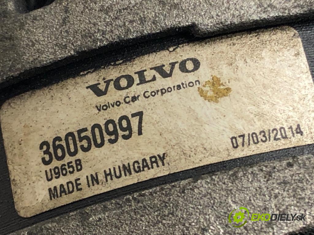 VOLVO V50 (545) 2003 - 2012    2.0 D 100 kW [136 KM] olej napędowy 2004 - 2010  Alternátor 36050997 (Alternátor)