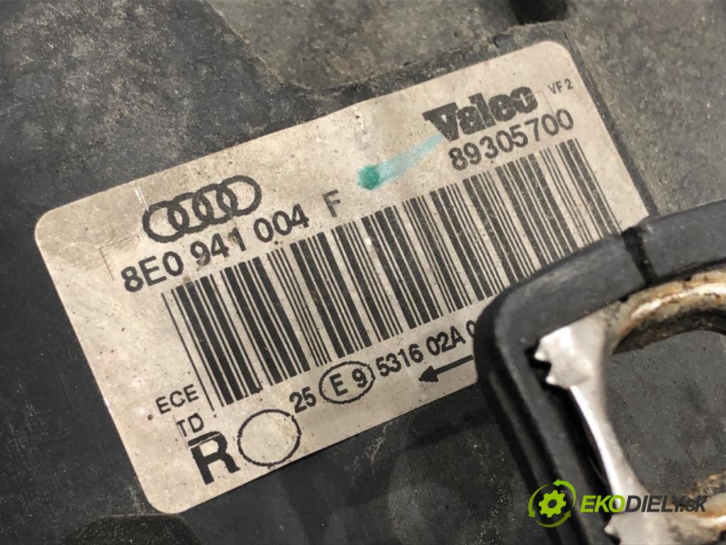 AUDI A4 B6 Avant (8E5) 2000 - 2005    2.0 FSI 110 kW [150 KM] benzyna 2002 - 2004  světlomet pravý přední část 8E0941004F