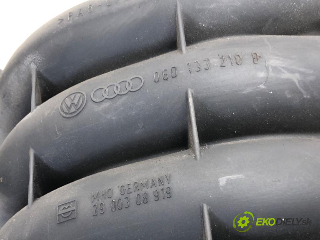 AUDI A4 B6 Avant (8E5) 2000 - 2005    2.0 FSI 110 kW [150 KM] benzyna 2002 - 2004  Potrubie sacie, sanie 06D133210D (Sacie potrubie)