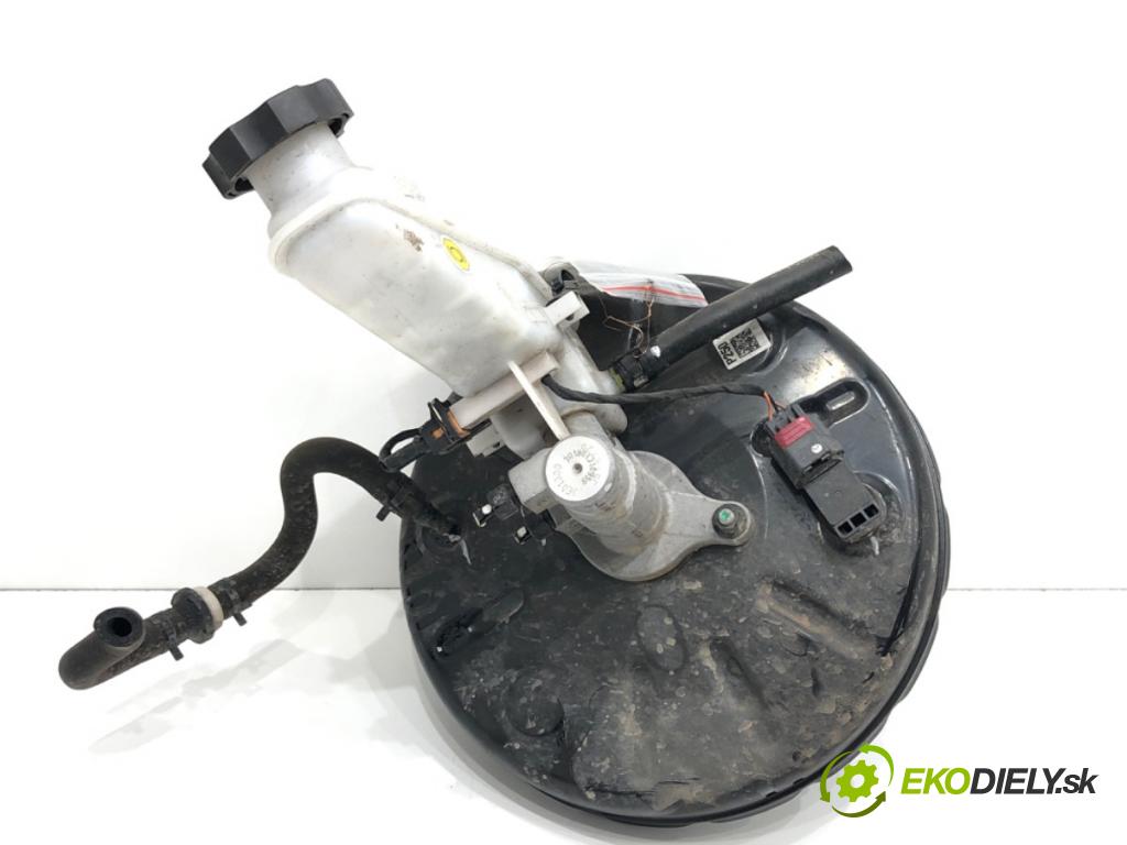 HYUNDAI i30 liftback 2019 74 kW 1.4 MPI 1368 Posilovač bŕzd 58500-G4250