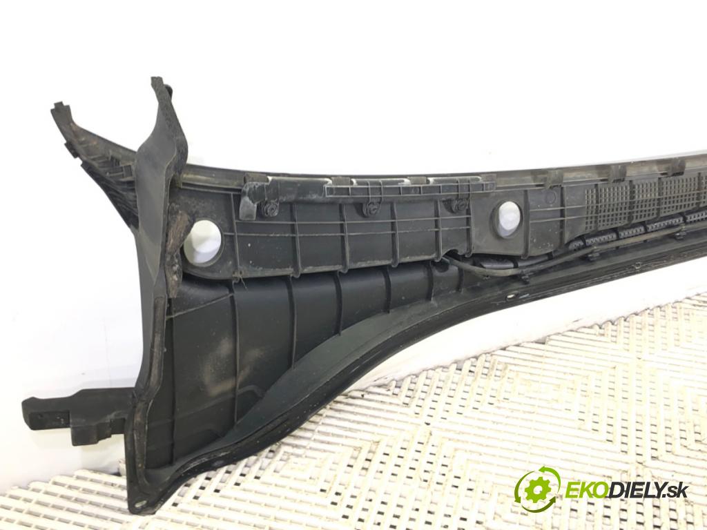 HYUNDAI i30 (PDE, PD, PDEN) 2016 - 2022    1.4 MPI 74 kW [100 KM] benzyna 2016 - 2022  Torpédo, plast pod čelné okno 86151-64000 (Torpédo)