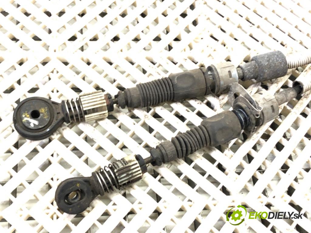 HYUNDAI i30 (PDE, PD, PDEN) 2016 - 2022    1.4 MPI 74 kW [100 KM] benzyna 2016 - 2022  Kulisa  (Rýchlostná páka (kulisa))