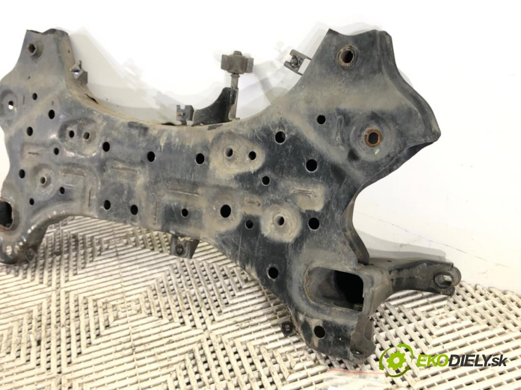 HYUNDAI i30 (PDE, PD, PDEN) 2016 - 2022    1.4 MPI 74 kW [100 KM] benzyna 2016 - 2022  výztuha pod motor 62401-G4AA0 (Výztuhy přední)