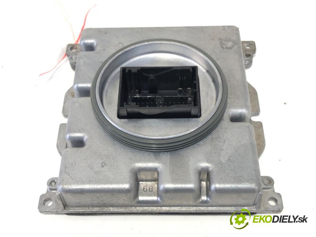 VW PASSAT B8 (3G2, CB2) 2014 - 2022    1.8 TSI 132 kW [180 KM] benzyna 2015 - 2022  Menič XENON 7PP941572AB (Riadiaca jednotka xenónu)