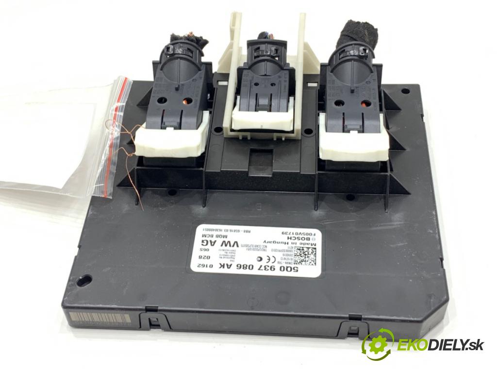 VW PASSAT B8 (3G2, CB2) 2014 - 2022    1.8 TSI 132 kW [180 KM] benzyna 2015 - 2022  Modul komfortu 5Q0937086AK (Modul komfortu)