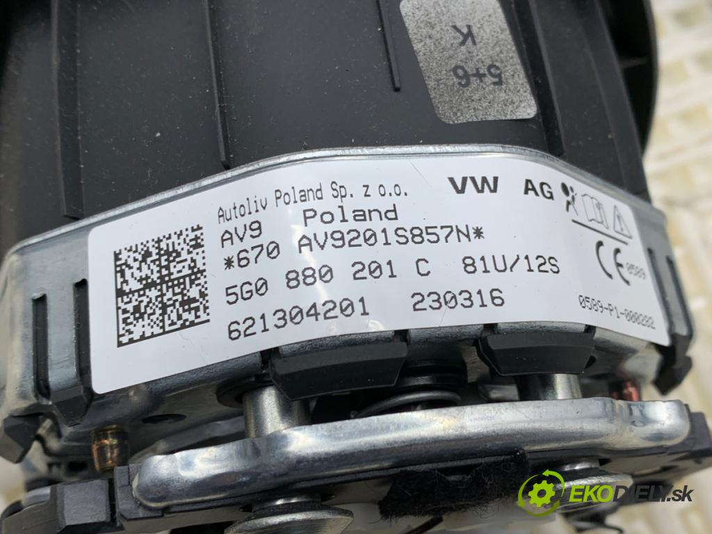VW PASSAT B8 (3G2, CB2) 2014 - 2022    1.8 TSI 132 kW [180 KM] benzyna 2015 - 2022  Palubná doska silentbloku ZÁBORY: 5G0880201C