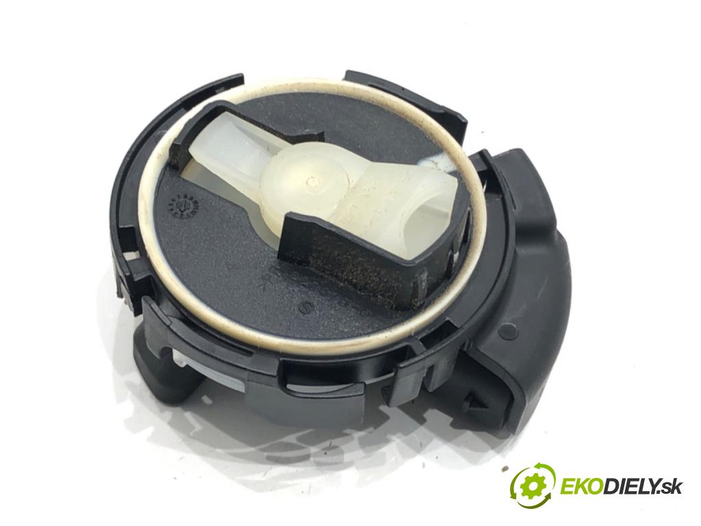 VW PASSAT B8 (3G2, CB2) 2014 - 2022    1.8 TSI 132 kW [180 KM] benzyna 2015 - 2022  Snímač nárazu 3Q0959354A (Snímač nárazu)