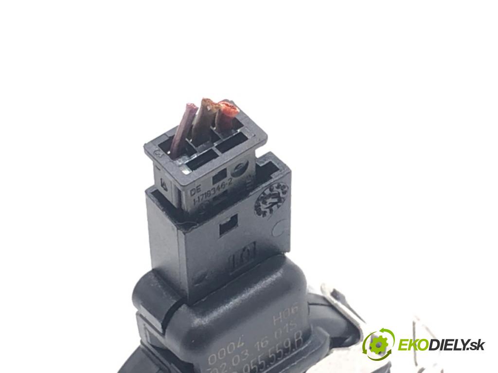 VW PASSAT B8 (3G2, CB2) 2014 - 2022    1.8 TSI 132 kW [180 KM] benzyna 2015 - 2022  Snímač dažďa 8UD955559B (Snímač dažďa)