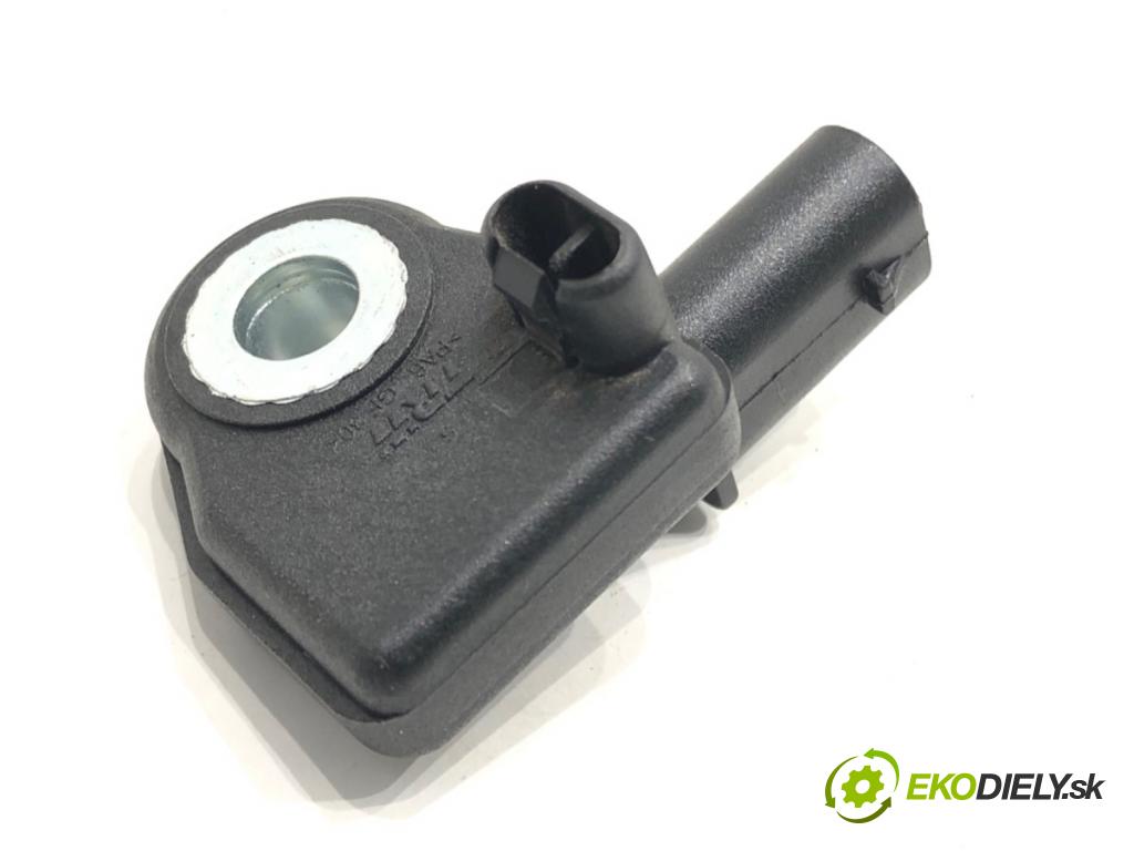 VW PASSAT B8 (3G2, CB2) 2014 - 2022    1.8 TSI 132 kW [180 KM] benzyna 2015 - 2022  Snímač nárazu 3Q0959351A (Snímač nárazu)