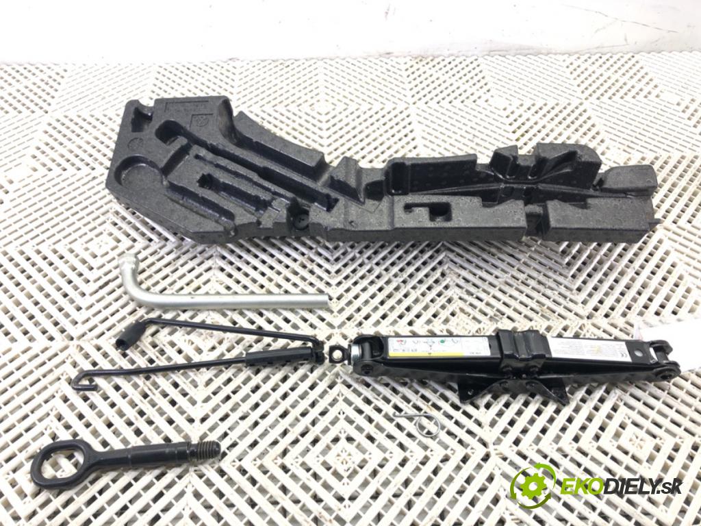 VW PASSAT B8 (3G2, CB2) 2014 - 2022    1.8 TSI 132 kW [180 KM] benzyna 2015 - 2022  Súprava naradí Mechanizmus  (Ostatné)