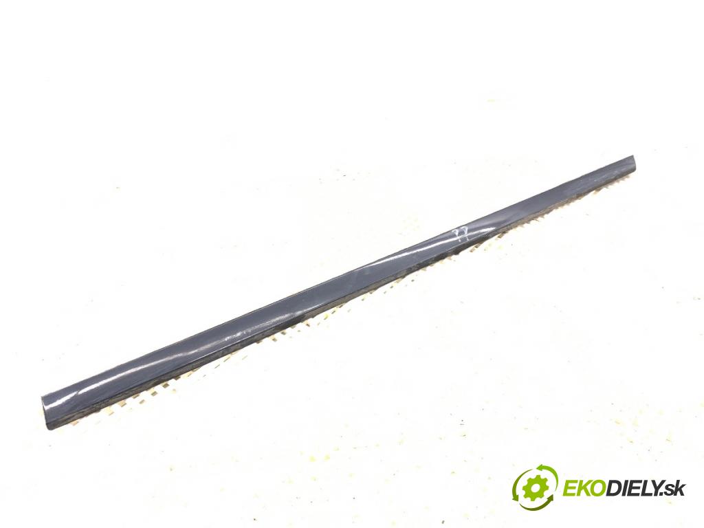 VW PASSAT B8 sedan 2016 132 kW 1.8 TSI 1798 Lišta Dvere pravy predný 3G0854940E