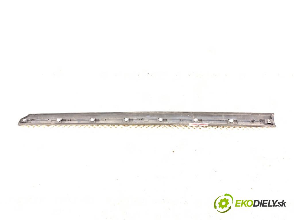 VW PASSAT B8 sedan 2016 132 kW 1.8 TSI 1798 Lišta Dvere ľavy predný 3G0854939E