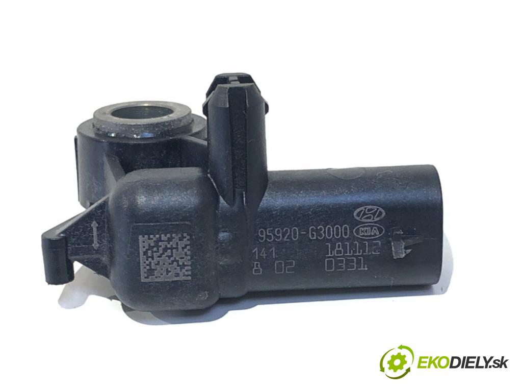 HYUNDAI i30 (PDE, PD, PDEN) 2016 - 2022    1.4 MPI 74 kW [100 KM] benzyna 2016 - 2022  Snímač nárazu 95920-G3000 (Snímač nárazu)