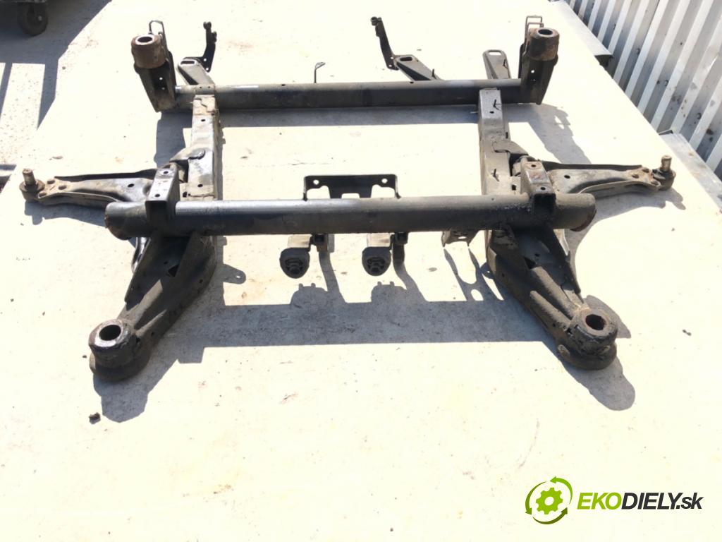 MERCEDES-BENZ VITO Autobus (W638) 1996 - 2003    110 TD 2.3 (638.174) 72 kW [98 KM] olej napędowy 1996 - 2003  výztuha pod motor  (Výztuhy přední)