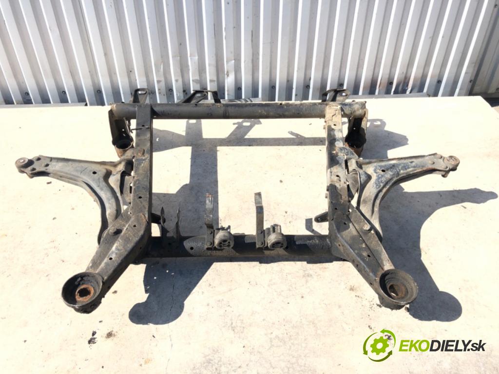 MERCEDES-BENZ VITO Autobus (W638) 1996 - 2003    110 TD 2.3 (638.174) 72 kW [98 KM] olej napędowy 1996 - 2003  výztuha pod motor  (Výztuhy přední)