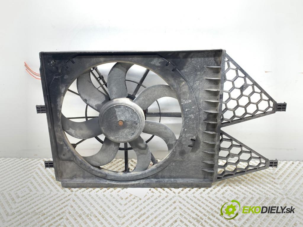 SKODA ROOMSTER (5J7) 2006 - 2015    1.6 TDI 77 kW [105 KM] olej napędowy 2010 - 2015  ventilátor chladiče 6R0121207A (Ventilátory)
