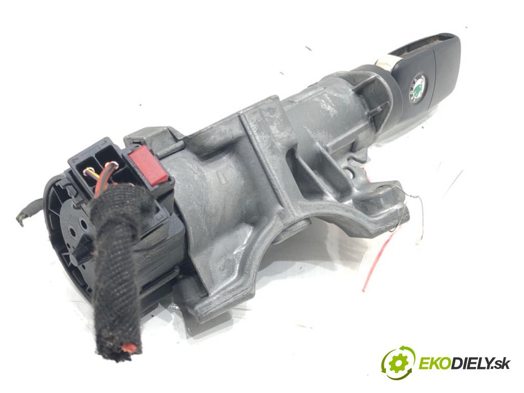 SKODA ROOMSTER (5J7) 2006 - 2015    1.6 TDI 77 kW [105 KM] olej napędowy 2010 - 2015  spinačka 6R0905851D (Spínacia skrinka a kľúč)