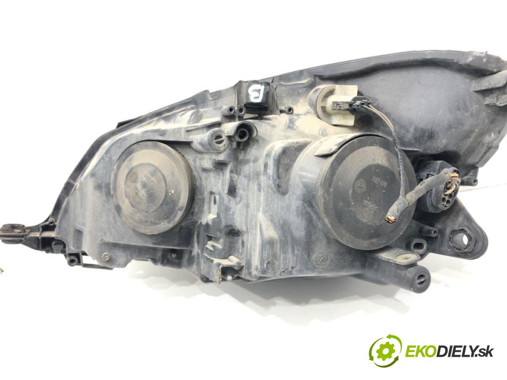 SKODA ROOMSTER (5J7) 2006 - 2015    1.6 TDI 77 kW [105 KM] olej napędowy 2010 - 2015  světlomet pravý přední část