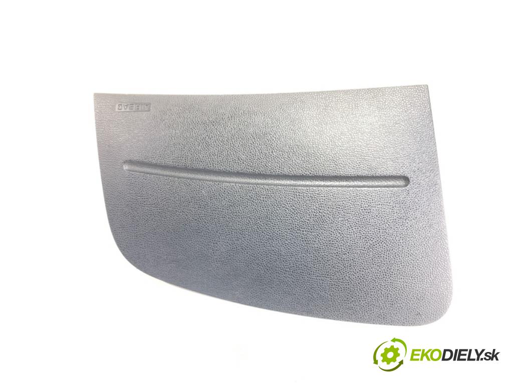 SKODA ROOMSTER (5J7) 2006 - 2015    1.6 TDI 77 kW [105 KM] olej napędowy 2010 - 2015  AirBag spolujazdca 5J1880282D (Airbagy)