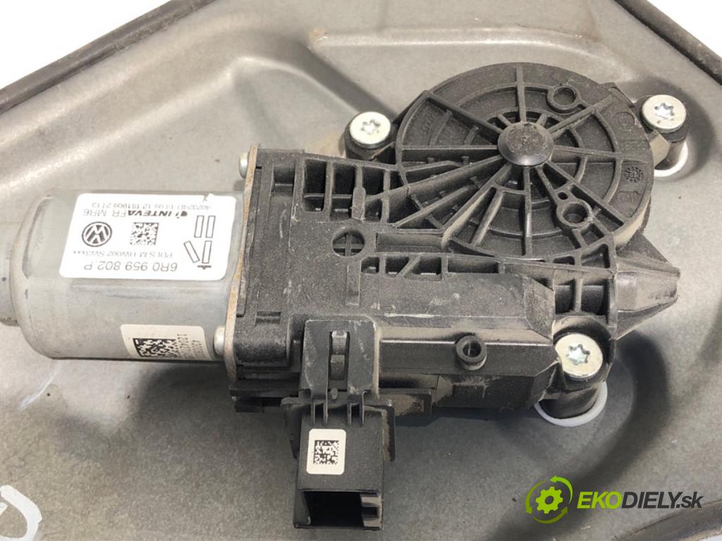 SKODA ROOMSTER (5J7) 2006 - 2015    1.6 TDI 77 kW [105 KM] olej napędowy 2010 - 2015  mechanismus okna pravý přední část 6R0959802P