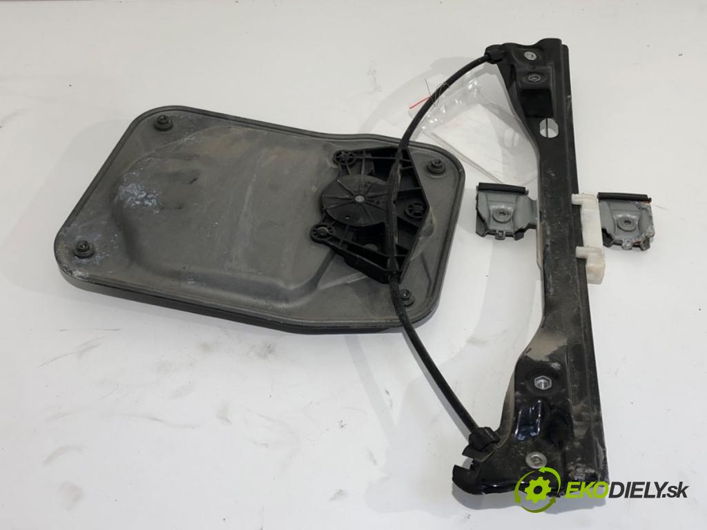 SKODA ROOMSTER (5J7) 2006 - 2015    1.6 TDI 77 kW [105 KM] olej napędowy 2010 - 2015  mechanismus okna pravý přední část 6R0959802P