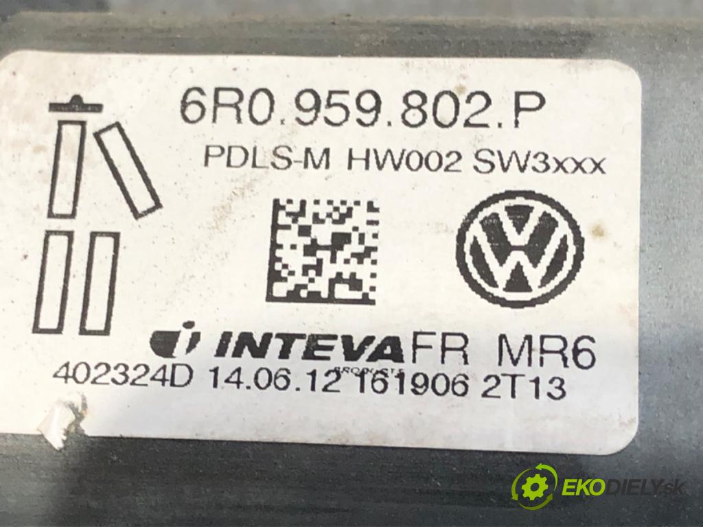 SKODA ROOMSTER (5J7) 2006 - 2015    1.6 TDI 77 kW [105 KM] olej napędowy 2010 - 2015  mechanismus okna pravý přední část 6R0959802P