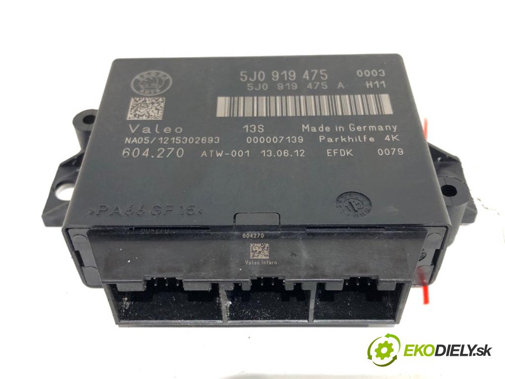 SKODA ROOMSTER (5J7) 2006 - 2015    1.6 TDI 77 kW [105 KM] olej napędowy 2010 - 2015  Modul PDC 5J0919475 (Ostatné)